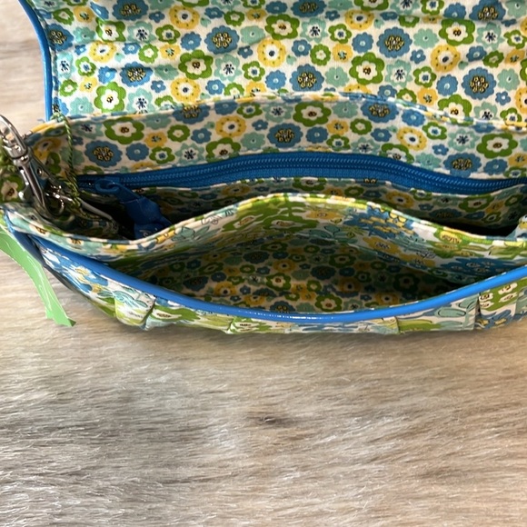 New VERA BRADLEY English Meadow 2011 Petite Chain Bag Clutch Blue Green Floral - Picture 13 of 15